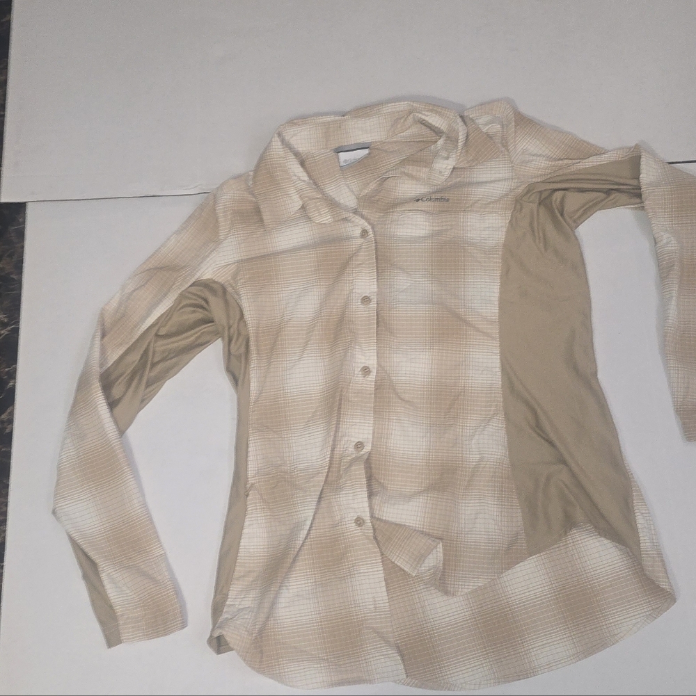 Columbia Tan Checkered Long Sleeve Shirt